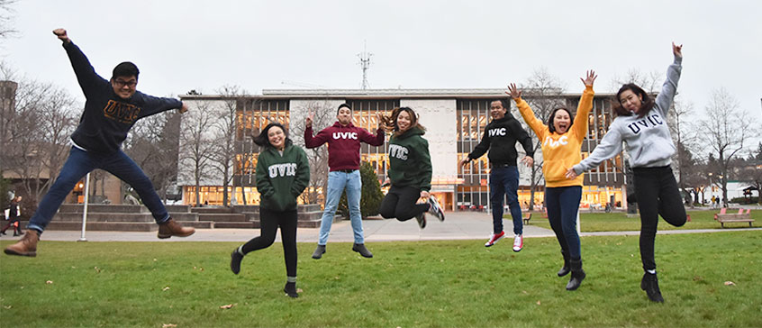 Members of the UVic Philippine Community Club having fun on campus.