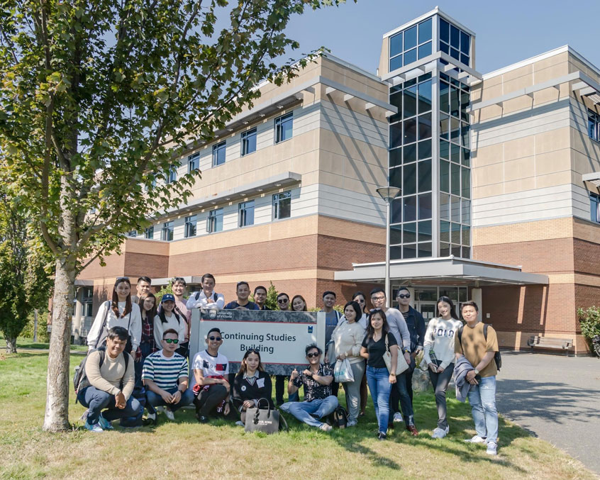 UVic Philippine Club members in front of the Continuing Studies building.