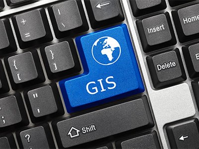 Keyboard with a 'GIS' button
